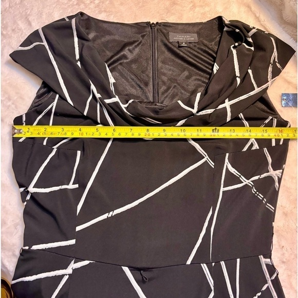 NWT Tahari Dress Sz 2 Arthur S. Levine Black White Geometric Lines Short Slv ASL - Picture 14 of 16